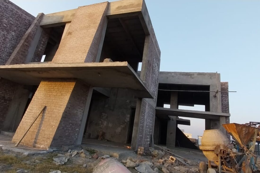 Grey Structure & Construction